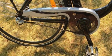 Voltbike Elegant Plastic Chain Guard Alloy Platform Pedals