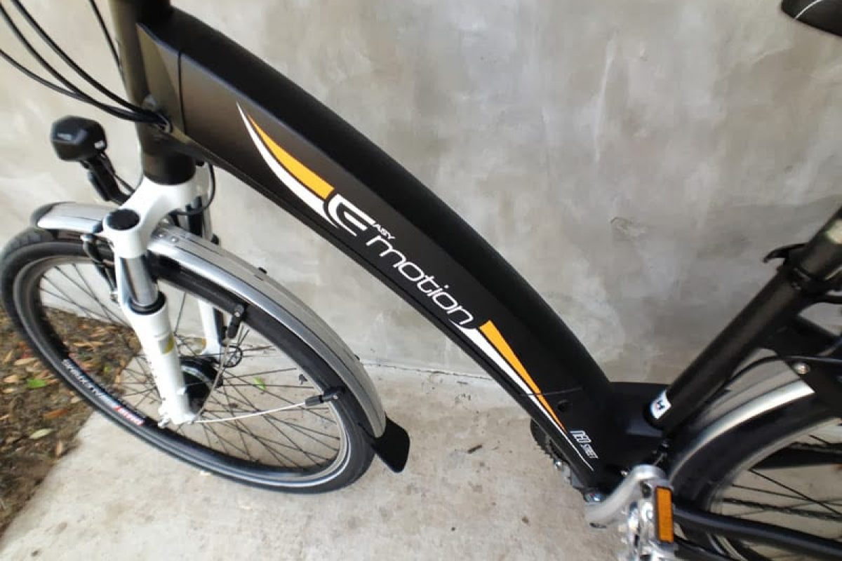 Easy Motion Neo Street Review