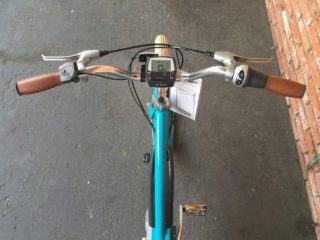 2016 Electra Townie Go Stitched Leatherette Grips
