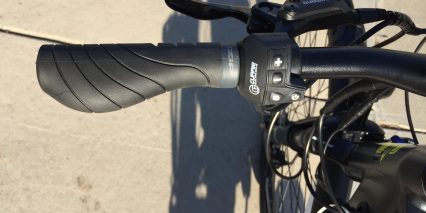 Izip E3 Protour Ergonomic Locking Grips Ebike Button Pad