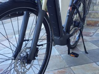 Bulls Lacuba Evo E8 Shimano Hydraulic Disc Rear Kickstand