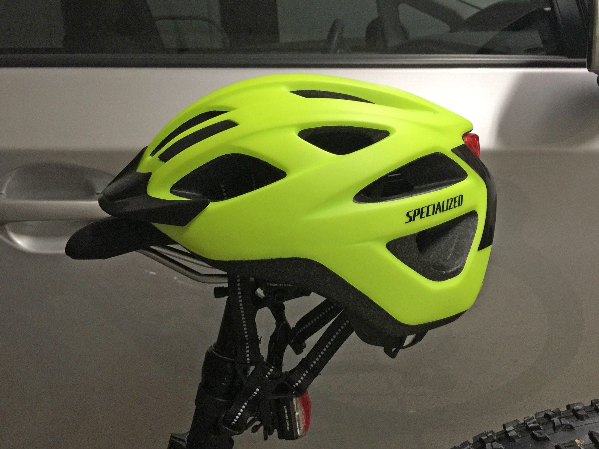 specialized bike helmets canada
