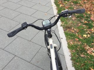 Benno Boost E 10d Rubber Ergonomic Grips Bosch Intuvia Display