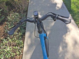 Elby City Locking Ergonomic Grips Internally Routed Cables