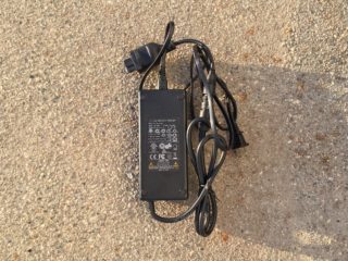Easy Motion Atom Diamond Wave Portable 2 Amp Charger