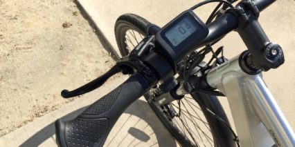 Juiced Bikes Crosscurrent S Velo Ergonomic Grips Liandian Lcd Display