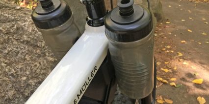 Riese Muller Delite Mountain Fabric Water Bottles Frame Mounted