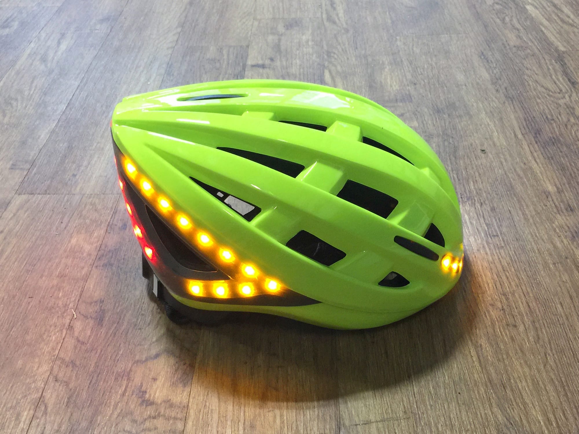 Lumos Kickstart Smart Bluetooth LED Helmet Medium-Large Cobalt Blue Sealed NEW 