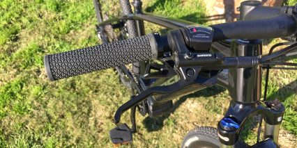 2019 Trek Dual Sport Plus Locking Bontrager Grips Shimano Deore Trigger Shifters