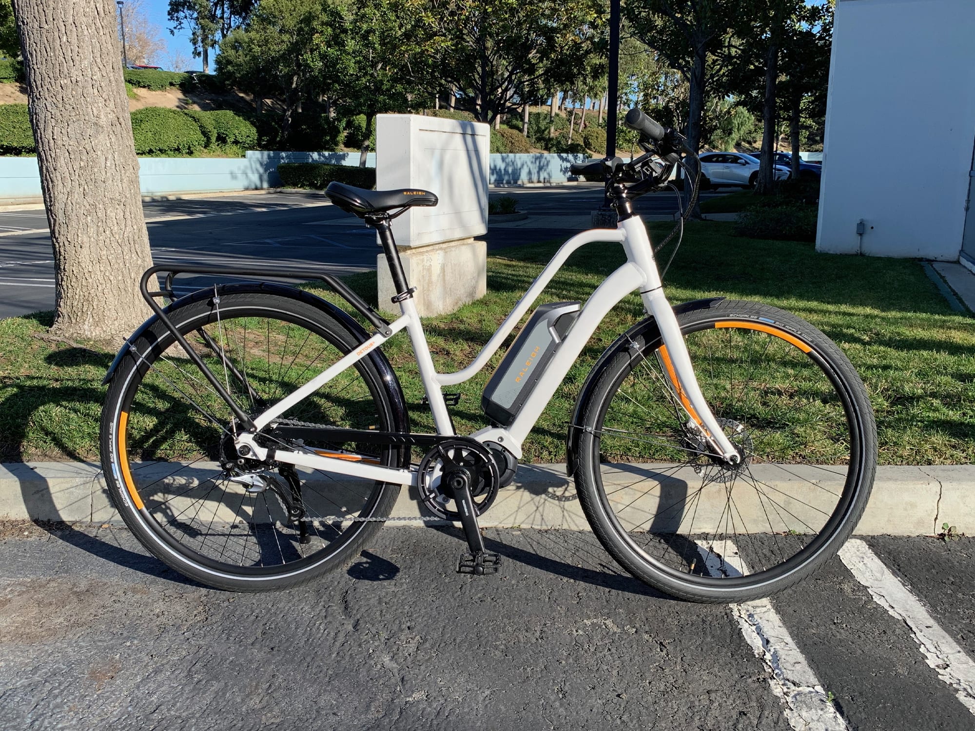 Raleigh Detour iE Review | ElectricBikeReview.com