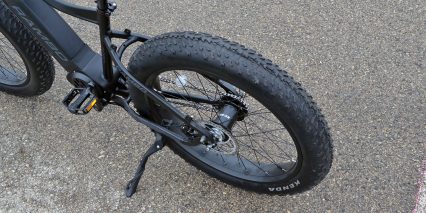 Rambo Bikes 750 26 Kenda Fat Tire Adjustable Kickstand