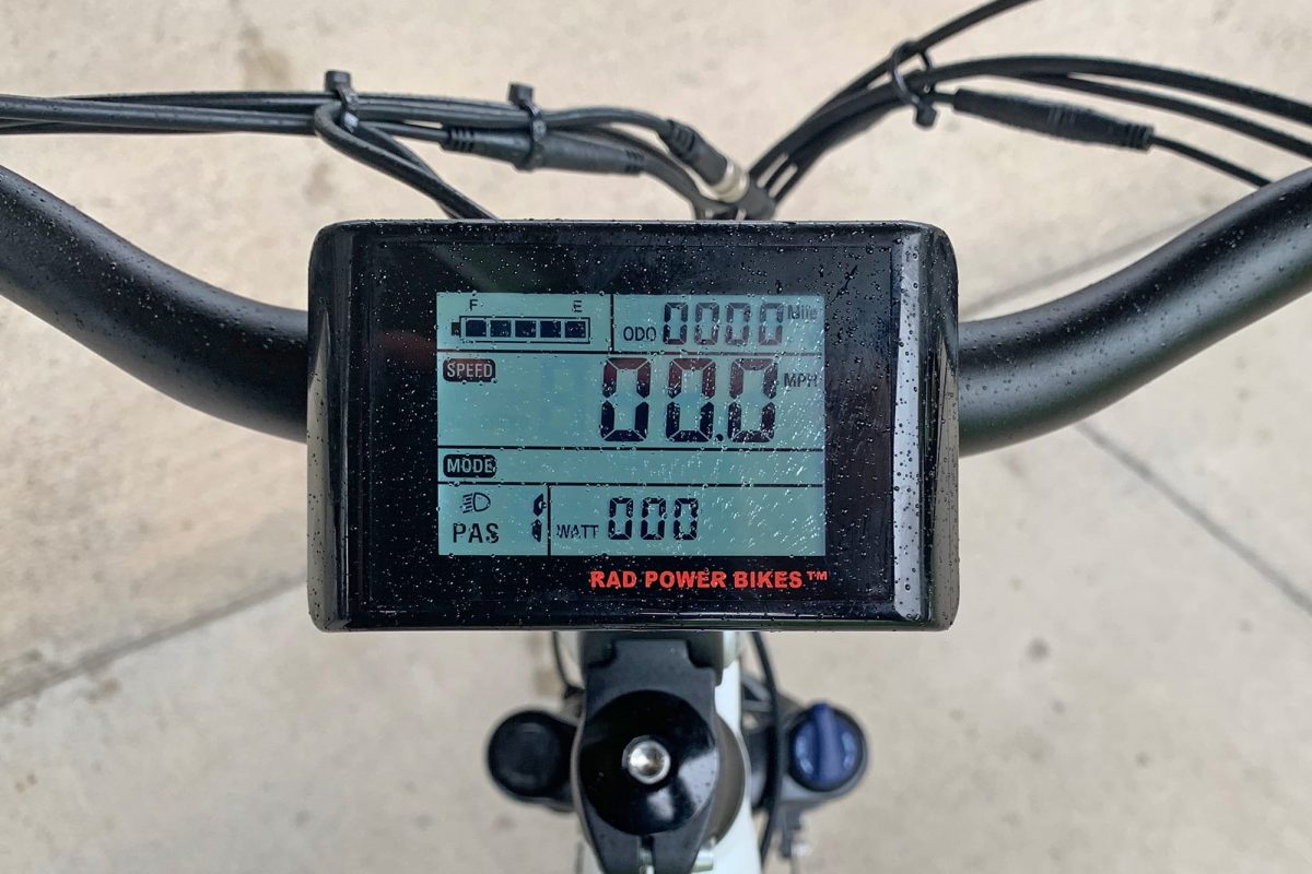 rad power bikes battery charging