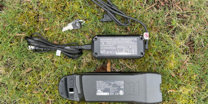 2022 Devinci E Milano Abus Keys Charger Battery Pack