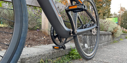 2022 Urtopia Carbon E Bike Bottom Bracket Torque Sensor 170mm Cranks Wellgo Plastic Pedals