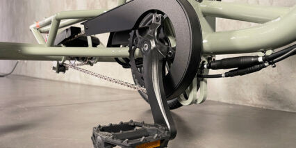 2023 Rad Power Bikes Radtrike 1 Bottom Bracket 152mm Cranks Wellgo Plastic Pedals 42t Chainring