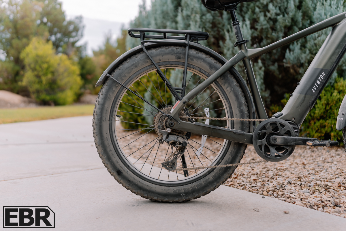 Aventon Aventure M - tire