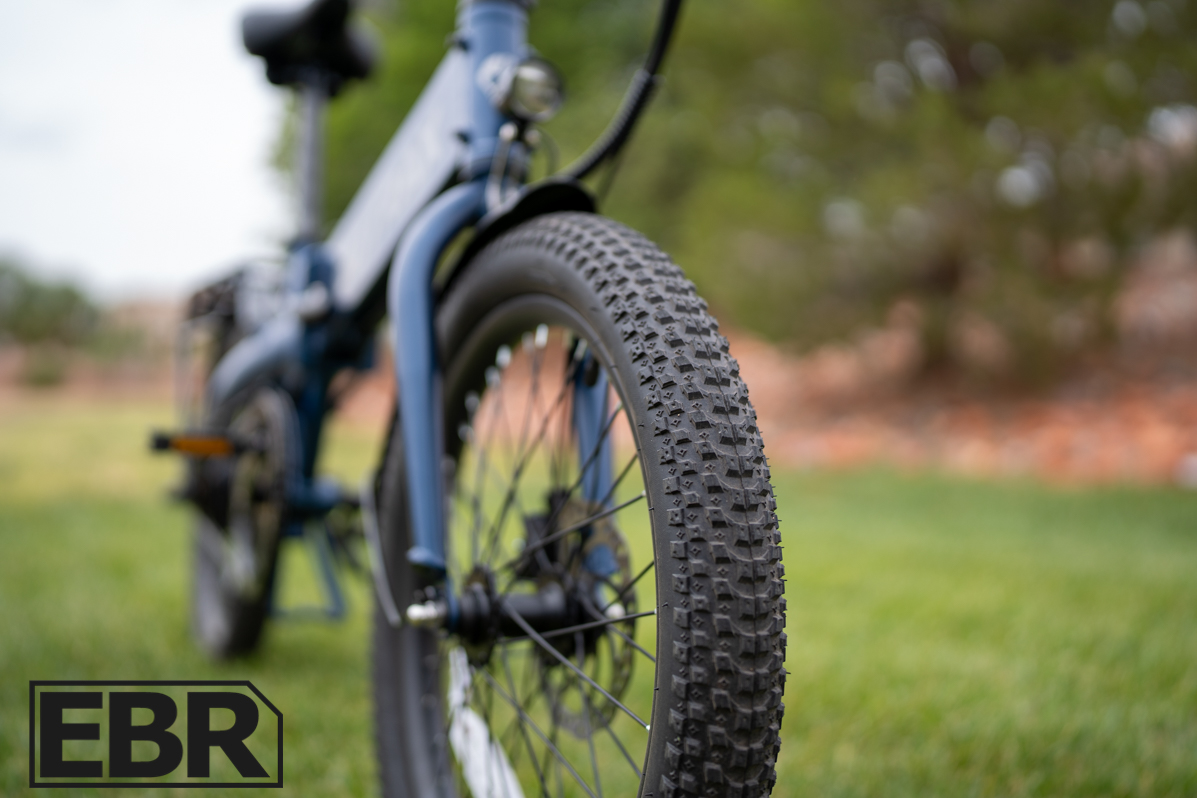 GoTrax E-Fold tire tread pattern close-up detail