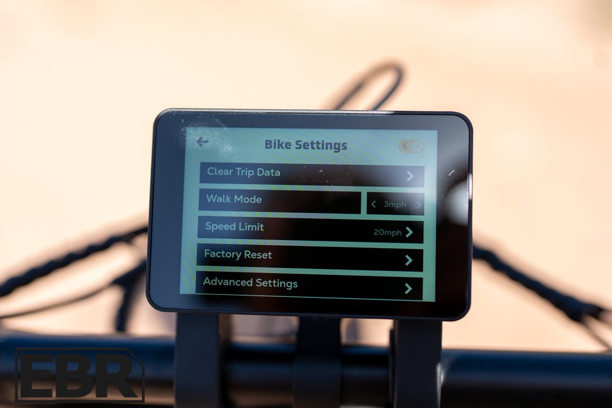 Monarc Marker HS display screen showing speed and assist level settings