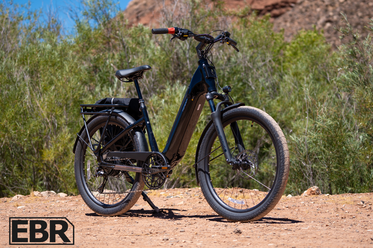 Momentum Vida E+ EX electric bike hero shot showcasing full profile view