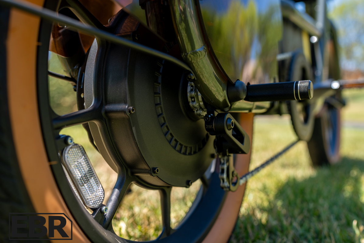 Segway Muxi electric bike rear cassette close-up showing gear cluster detail