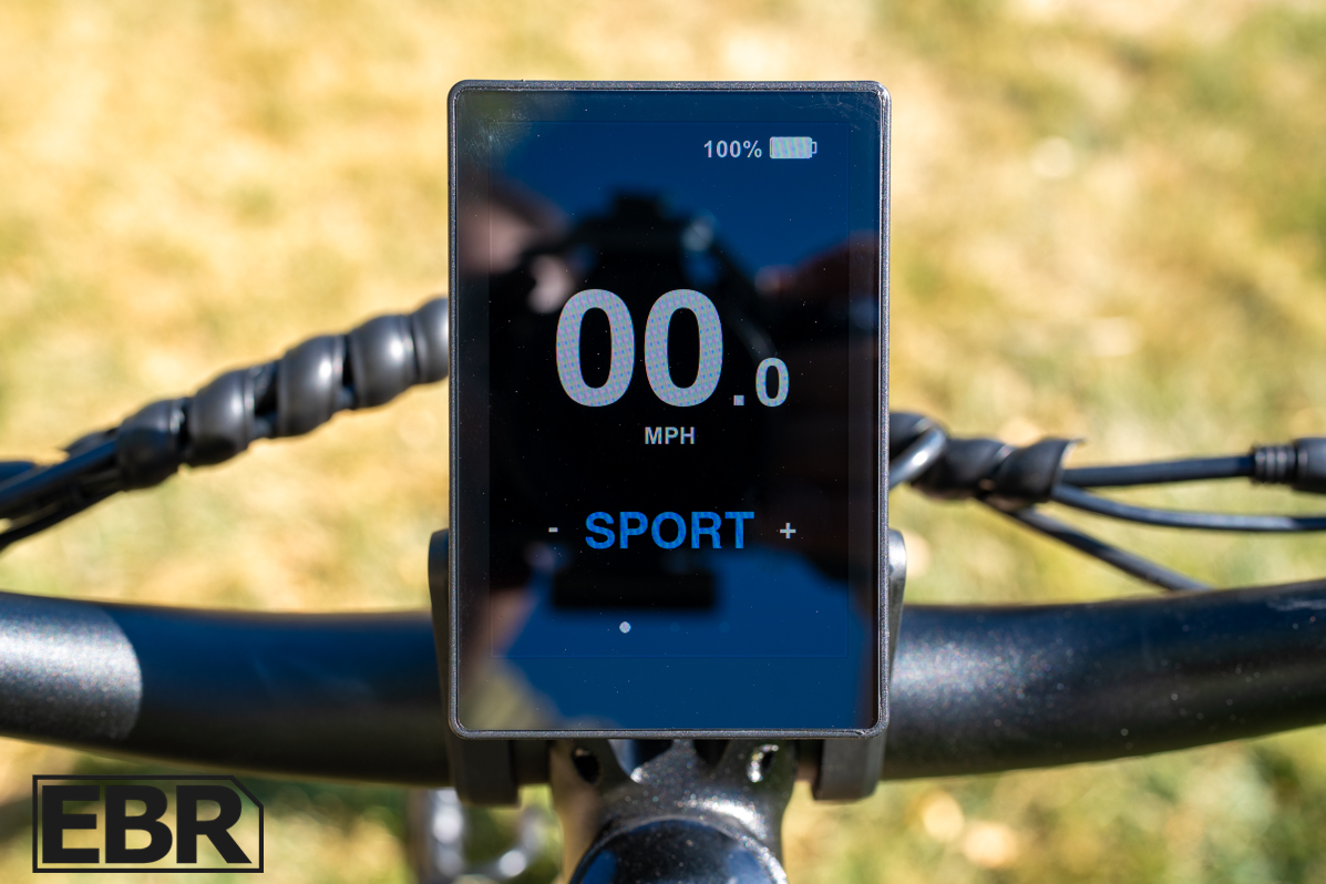 Lectric XPress Lite display panel showing speed and battery readout